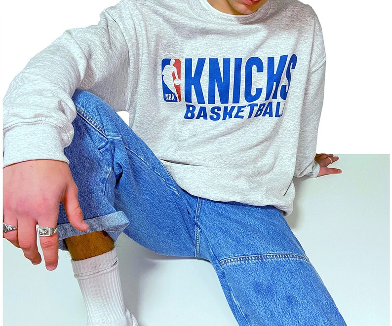 knicks jumper friends
