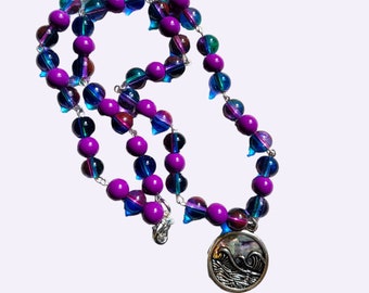 Collier pendentif vague océan ormeau, bijoux en perles bleu violet