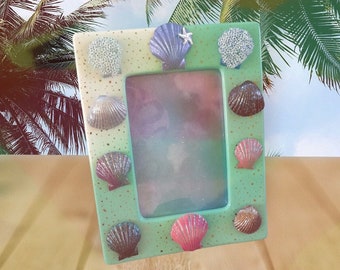 Handpainted Seashell 4x6 Picture Frame, Beach Home Decor