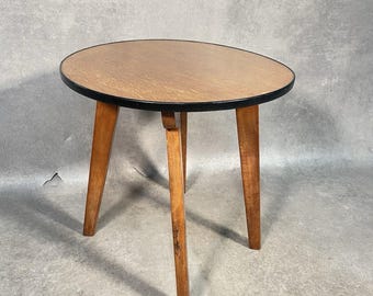 Circle Side Table Mid Century Vintage Medium Wood Tone & Black Rim Tripod Legs