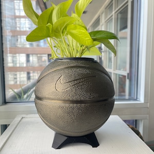 Nike Mini Basketball Planter (Bronze)