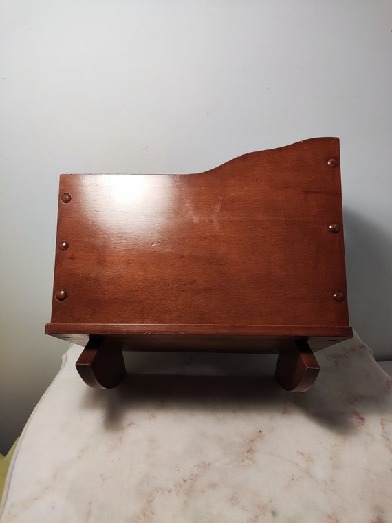 Wooden cradle hotsell for home