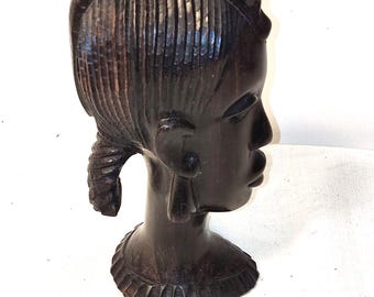 手彫りのアフリカの木彫像、1960年代のヴィンテージアート、詳細な頭部