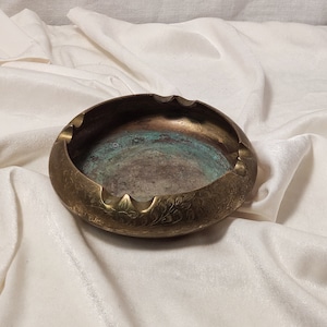 Vintage India Brass Ashtray or Incense Burner For Home Decoration, Collectible