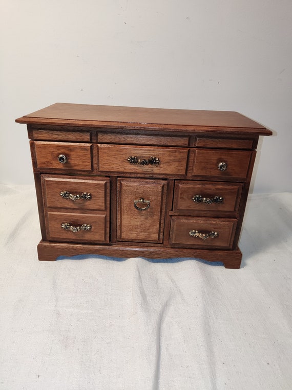 Vintage Wooden Jewelry Box: Vanity Tabletop Storage Chest