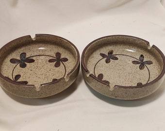 A set of two vintage handmade Japanese pottery/stoneware/ceramic ashtray, trinket dish, nuts bowl, decoration,collection,gift ideas