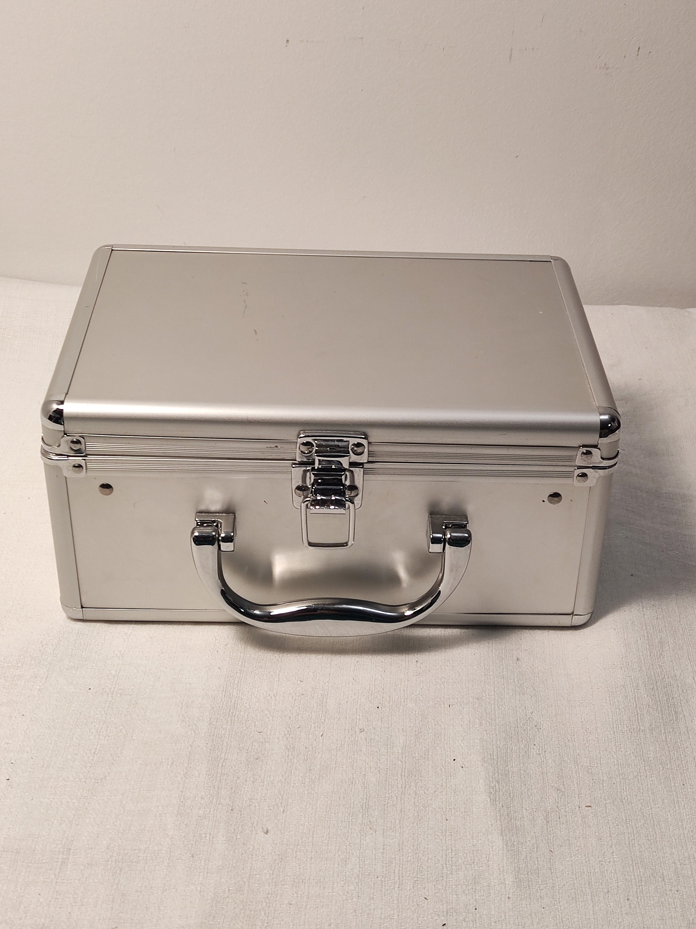 Small Aluminum Box -  Canada
