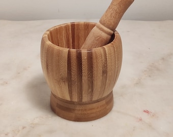 wooden pestle and mortar set, kitchen tableware, kitchen decoration, gift