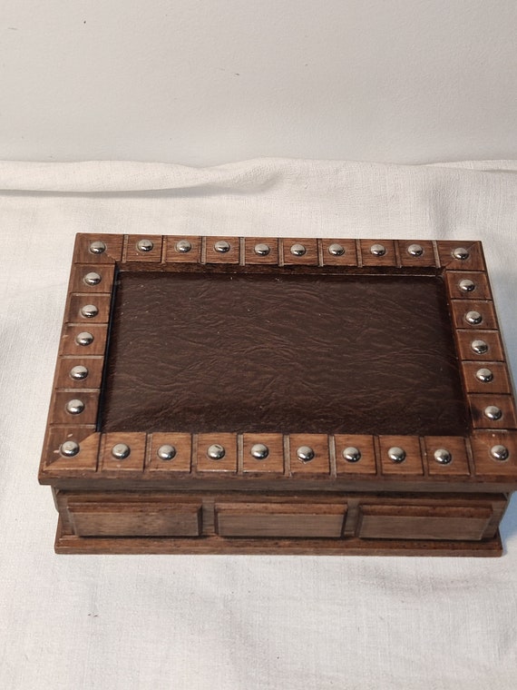Vintage wooden jewelry box/case,trinket box,jewlr… - image 3