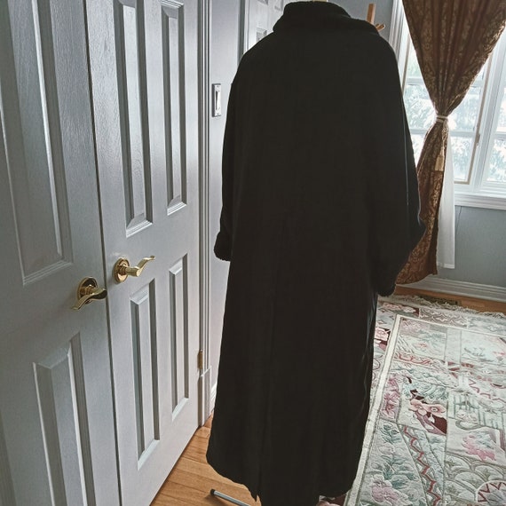 Vintage Utex black women long coat, faux fur lini… - image 6