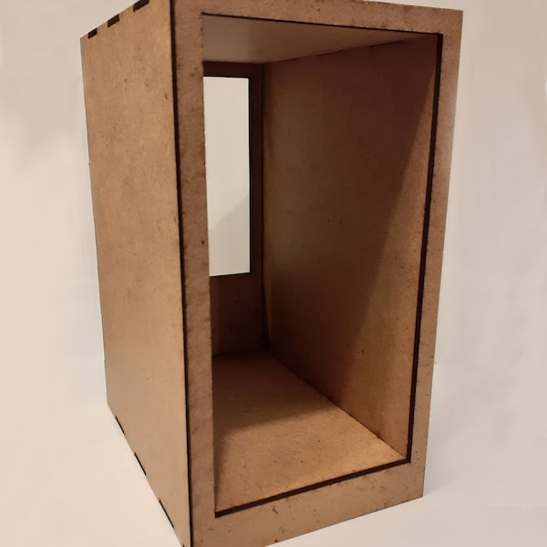 Book Nook Double Skinned Blank for Diorama with Mirror. Approx. 11.8 x 22 x 17 cm. Easy clip together. Laser Cut.
