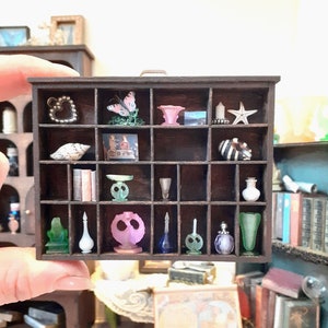 Dollhouse Type-Sett Printers Letter Press Drawer Wooden Display Case, Kit or Ready-made 12th Scale. Twoje miniatury mogą zbierać miniatury!