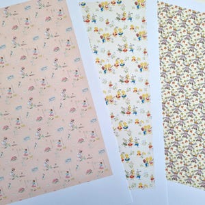 Wunderschöne 1950er 1940er Jahre Puppenhaus Tapete, Kindertapete. Hasen, Windmühlen, Mädchen, Teddys , Maßstab 1:12 . Schwerer Papierdruck 160g