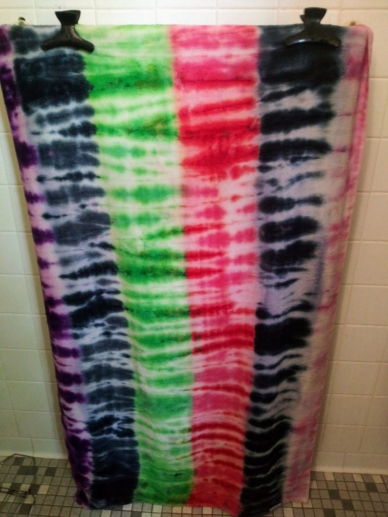 Hand-Tied Tie Dye Beach Towels (2 Pack) - 30x60 Inch, 100% Cotton, 0.95 Lbs Each - Real Tie Dye, Not Printed! - View #4