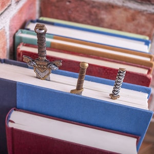 Sword Bookmarks, Blade Bookmarks, 3D Printed Fantasy Bookmarks, Katana, Spartan, and Medieval Mini Swords Gift