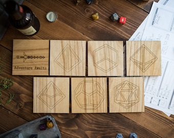 Set di sottobicchieri in legno D&D: regalo Dungeon Master RPG