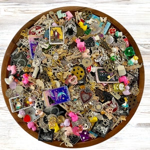 Charm Casting Kit: Mystery Charm Scoop, Divination Tools