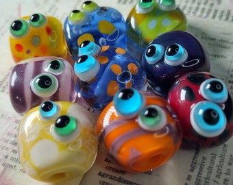 Mini pet pebble beads - ready to post - letter box gift - keepsake -lucky token - bug eyed pebble - pet rock bead - glass bead - googly eyes