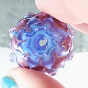 Chunky blue and purple disc bead with stacked dots - Jolene Beads