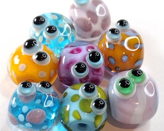 Mini pet pebble beads G ready to post - letter box gift - keepsake -lucky token - bug eyed pebble - pet rock bead - glass bead - googly eyes