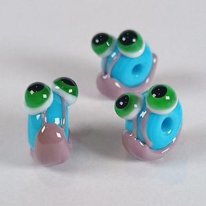 Cute mini lampwork snail beads - 2mm hole -  letter box gift - handmade glass bead - gardener gift - googly eyes
