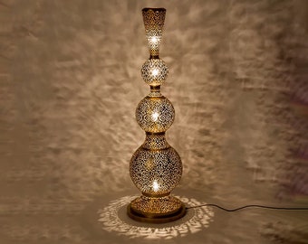 Luxuriöse marokkanische Messing Stehlampe - Handgefertigte moderne und zeitgenössische Beleuchtung, elegantes Boho Dekor für Zuhause, handwerkliche exotische Leuchte