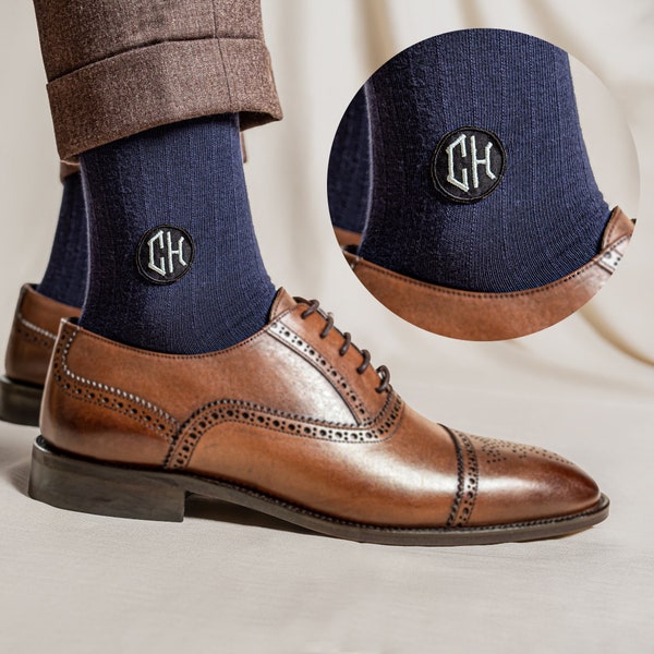 Personalisierte Groomsmen Geschenk, Initialen gestickte Socken für Hochzeitsgeschenke, Trauzeugen Socken personalisiert, Bräutigam Geschenk von der Braut, kundenspezifische Socken