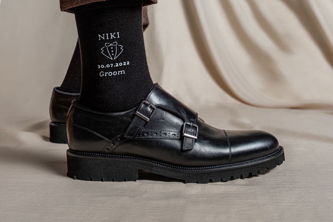 Personalized GROOMSMEN SOCKS, Mens Wedding Socks, Groomsman Gift , Best Man Proposal Socks