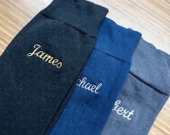 Custom Name Socks for Groomsmen, Embroidered Name Socks for Father of the Bride, Personalized monogram Socks, Grandpa Gift, Dad Socks