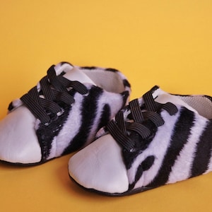 Marty Baby Sneakers, Marty Sneakers, Original Sneakers, Animal print baby shoes, Pasitos con Marty, Animal print footwear designs.