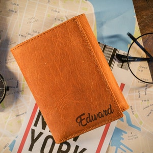 Cartera triple personalizada para hombre, cartera triple de cuero personalizada con foto grabada, regalo para hombre, regalo de aniversario para él