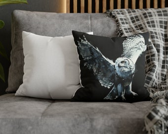 Spun Polyester Square Pillow Case - Flying owl