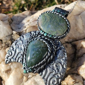 Midnight in the Forest - Double Moss Achat Statement Piece, Halskette, Talisman