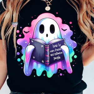 本好きの幽霊 png パステルゴス ハロウィーン クリップアート 本を読んでいるかわいい幽霊のシャツ 昇華深夜の読者 png ゴシック タンブラー マグ T シャツ