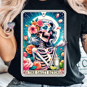 Carta de tarô da cadela salgada PNG camiseta de tarô engraçada sublimação tarô de esqueleto atrevido PNG tequila havaiana sal limão PNG aloha download digital