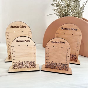 Kundengerechter Bogen Blumenohrring-Ausstellungsstand, Ohrring-Ausstellung mit Lineal, Fotografie Prop für Ohrringe, Personalisierungs-Ausstellungsstand