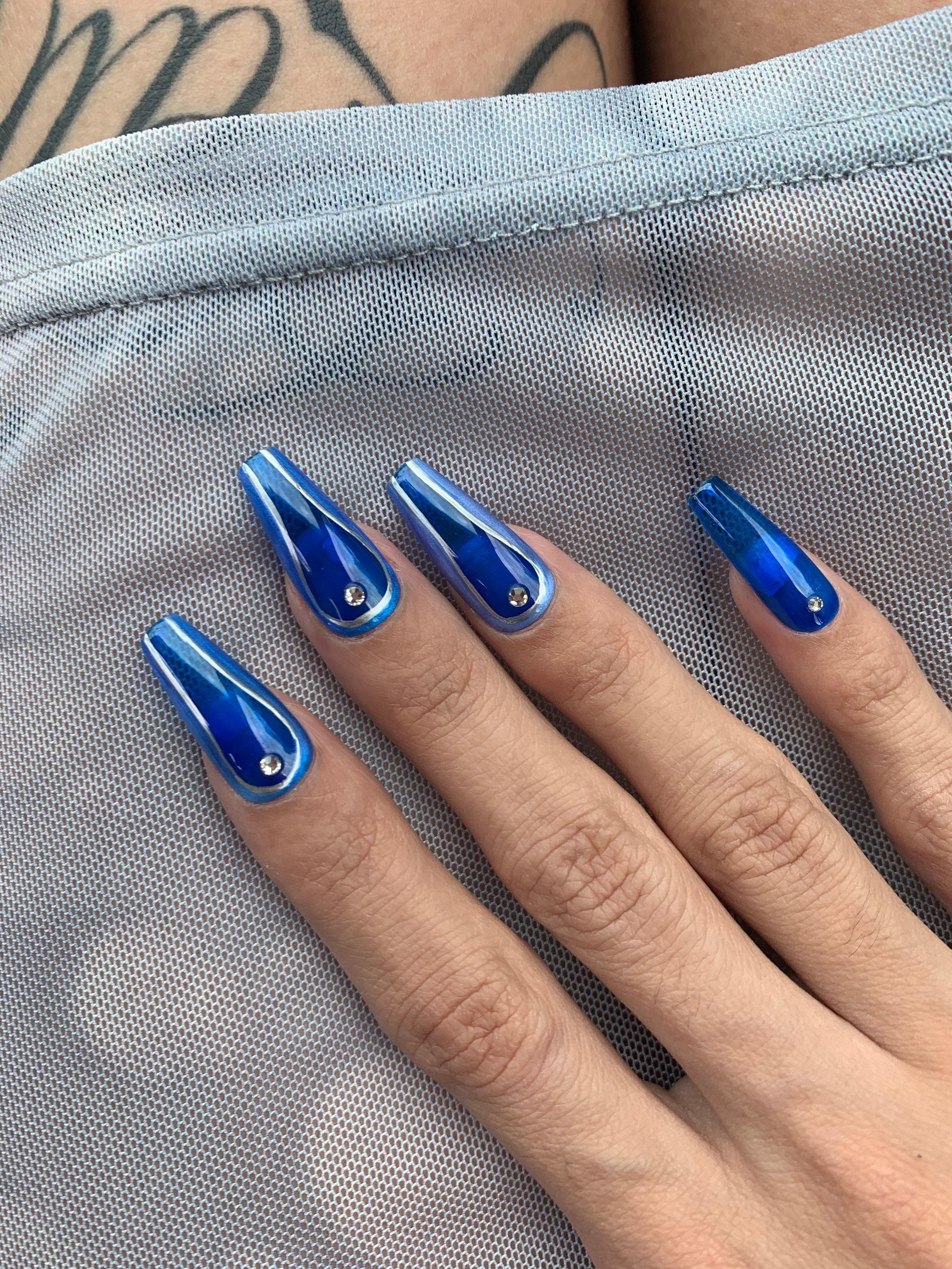 royal blue chrome nails