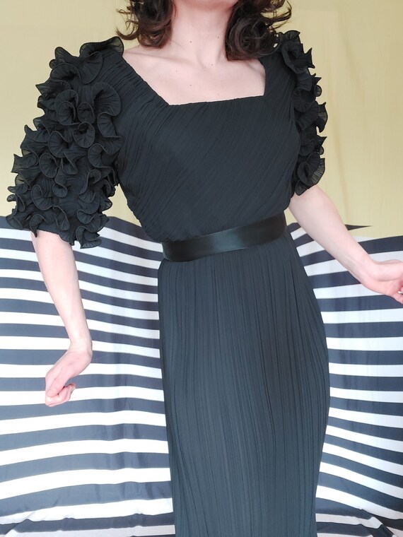 80's Designer Alfred Bosand Ruffle Sleeve Plisse Silk… Gem