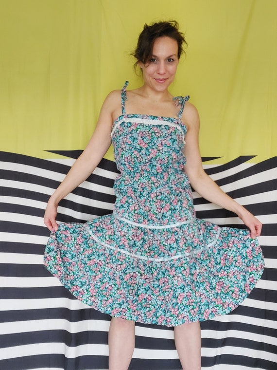 70's Ditsy Floral Print Cottagecore Skirt set - image 4