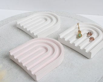 Jewelery tray rainbow, jewelery tray, tray made of concrete, jesmonite, ceramic powder, handmade