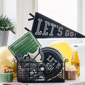 Flaga z filcu „Let's Go”, dekoracja na imprezę Game Day