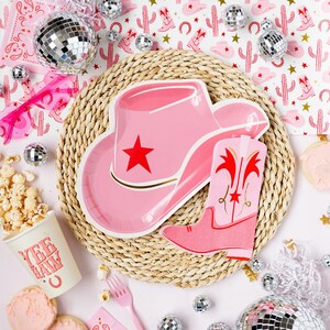 Piatto di carta a forma di cappello da cowgirl, disco cowgirl, giddy up, rodeo girl, CWG1040, My Mind's Eye, 8 piatti