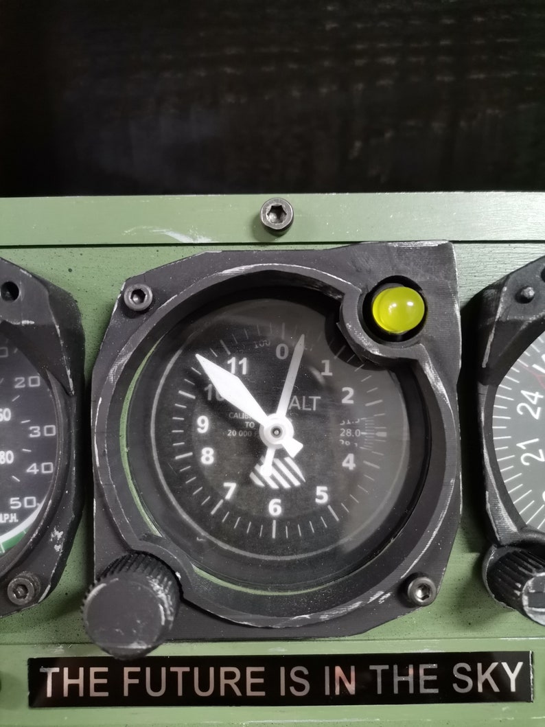 Reloj de escritorio estilo avión industrial, velocidad aérea, altímetro, brújula, reloj de escritorio de regalo de aviación. imagen 5