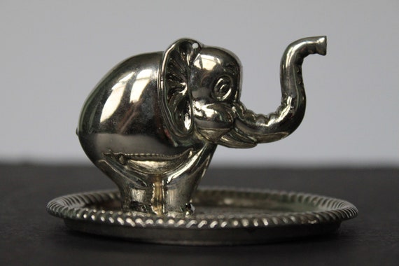 Silver Metal Elephant Ring Holder For Vintage Van… - image 1