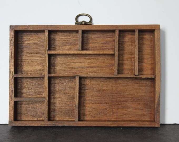 Vintage Miniature Wooden Display Box. Miniatures Display, Kitschy ...