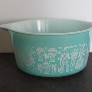 Vintage Pyrex Blue Butterprint Casserole Dish. Number 473, 1 Quart, SLIGHT DAMAGE, NO Lid, Gift For A Collector, Housewarming, Hostess.