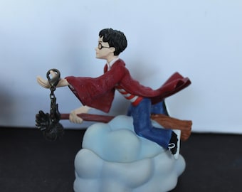 Vintage Harry Potter On Broom Secret Box. Department 56, Metal Snitch Charm, In Original Box, Gift For A Collector, Housewarming, Host.