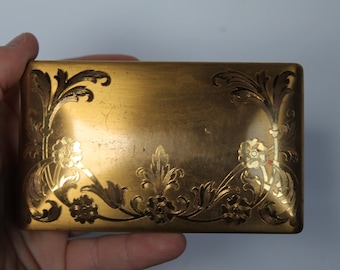 Vintage Leaping Gazelle Compact. Minaudière, Elgin American, Gold Tone Metal, MISSING MIRROR, Art Deco Style, Bougie Grandmacore Vanity.