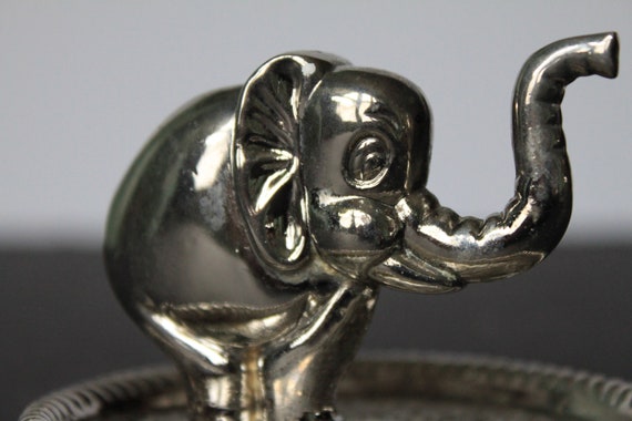 Silver Metal Elephant Ring Holder For Vintage Van… - image 7