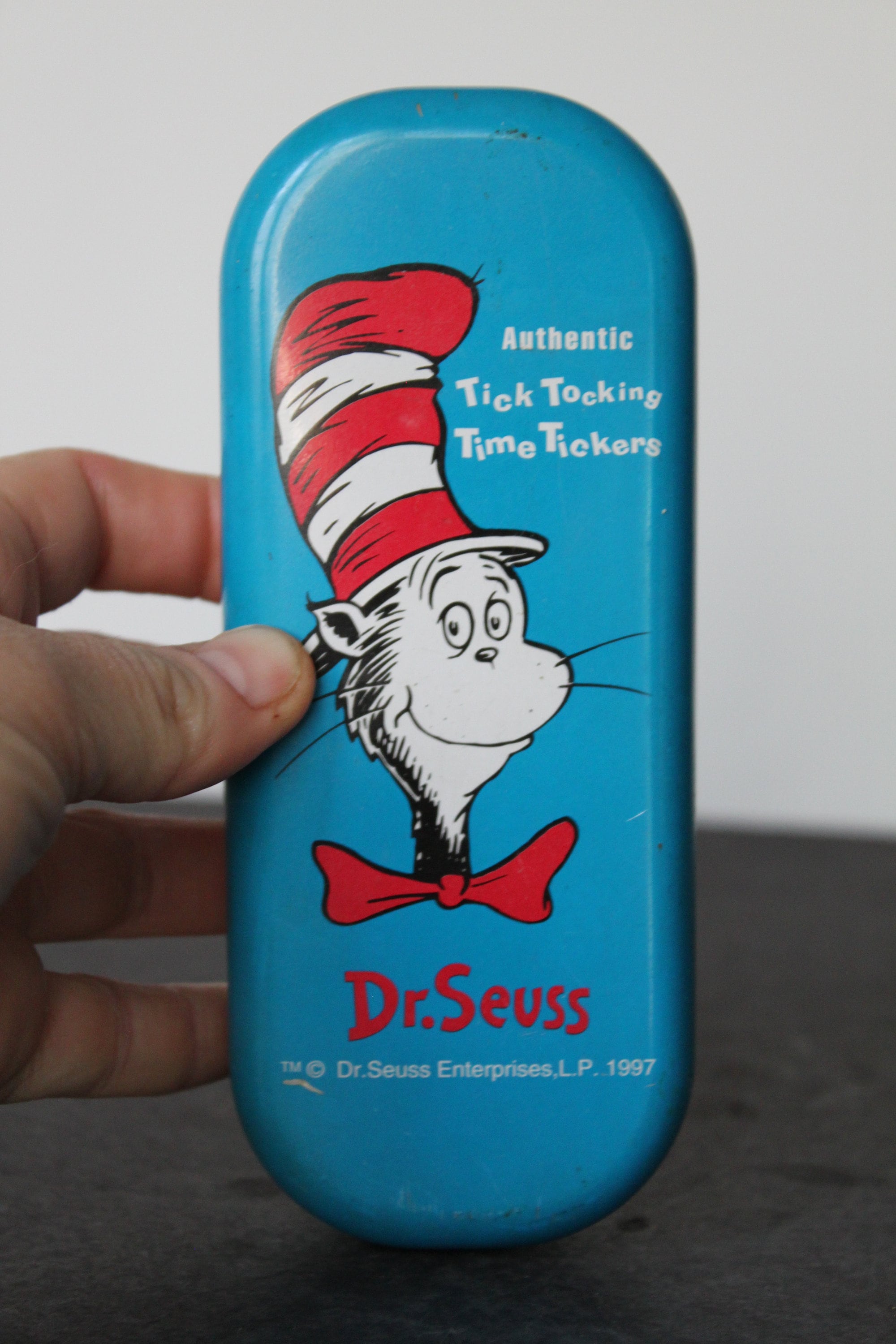 Vintage 1997 Dr Seuss Cat in the Hat Flip Top Watch Collectible with Novelty Tin 1997 Limited Edition Authentic Dr. Seuss Cat In The Hat  main image 3